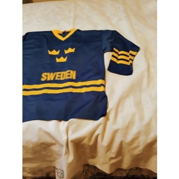 Sweden Swedish National Hockey Team Jersey Large Sundin #13 Oversized - Picture 3 of 7